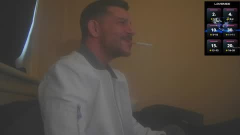 Jon - Im Straight online show from 06-10-26, 03:22