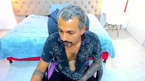 Snapshot of bigcock_hair chatting on 09-27-25, 10:26 bigcock_hair online show from 09-27-25, 10:26