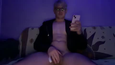 Snapshot of bigcock_n chatting on 01-12-25, 12:39 Dream boy online show from 01-12-25, 12:39