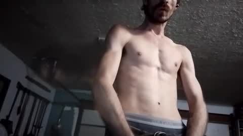 Snapshot of bigcockj808209 chatting on 11-17-25, 01:33 bigcockj808209 online show from 11-17-25, 01:33