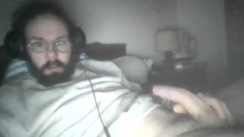 Snapshot of bigcookboy94 chatting on 12-29-24, 01:17 bigcookboy94 online show from 12-29-24, 01:17