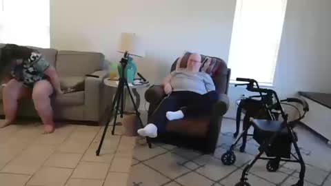 Craig online show from 10-16-25, 05:25