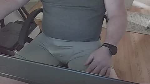 Snapshot of bigdannyyeah chatting on 05-03-26, 05:08 bigdannyyeah online show from 05-03-26, 05:08