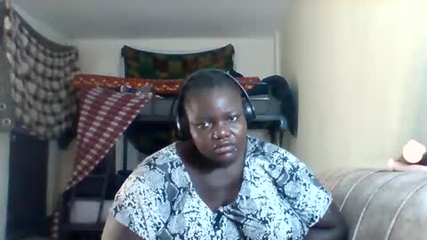 VIOLET online show from 10-26-25, 11:42