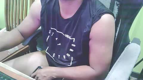 Snapshot of bigdickguyaux chatting on 04-23-26, 06:43 bigdickguyaux online show from 04-23-26, 06:43