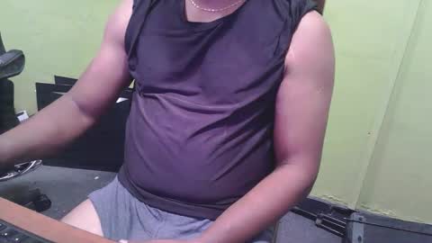 Snapshot of bigdickguyaux chatting on 05-11-26, 06:38 bigdickguyaux online show from 05-11-26, 06:38
