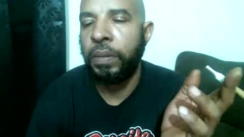 Snapshot of bigdickjimmywill chatting on 11-10-25, 03:05 CAJEinc online show from 11-10-25, 03:05