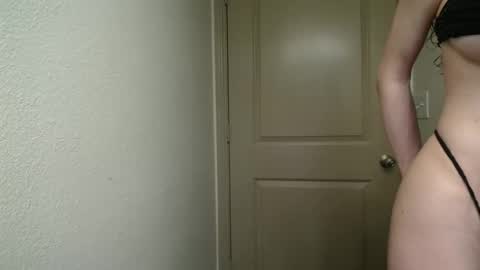 Snapshot of bigdicktrannynicole chatting on 05-27-26, 08:55 bigdicktrannynicole online show from 05-27-26, 08:55
