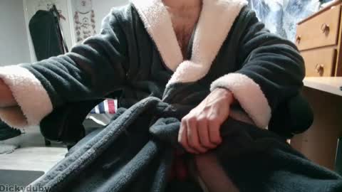 George Forest Dickyduby on all Socials online show from 12-22-25, 05:04