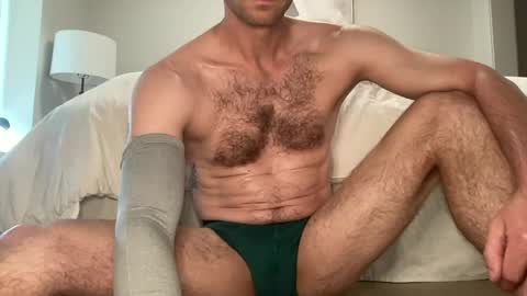 Snapshot of bigdog948442 chatting on 07-20-26, 11:40 bigdog948442 online show from 07-20-26, 11:40