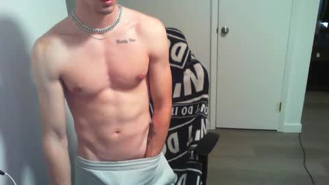 Snapshot of bigdog_112 chatting on 10-09-25, 05:33 BigWilly online show from 10-09-25, 05:33