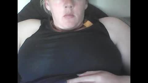 bigdoublee online show from 12-19-25, 05:14