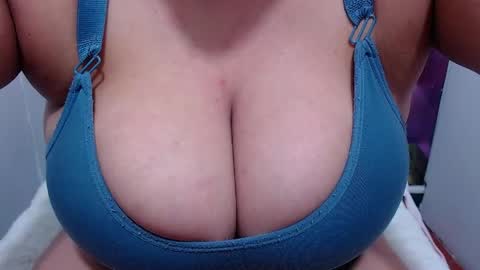  Sunny   online show from 06-05-26, 11:16
