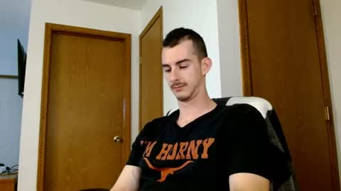 Snapshot of biggerbradd chatting on 06-28-26, 05:30 biggerbradd online show from 06-28-26, 05:30