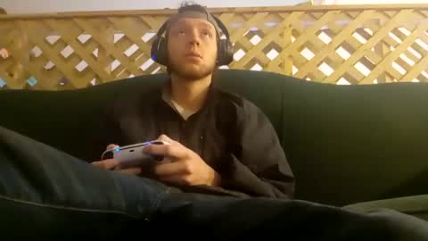 Snapshot of biggestboiiii chatting on 03-08-25, 06:58 biggestboiiii online show from 03-08-25, 06:58