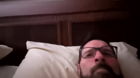 BiggieFez online show from 04-10-26, 03:34