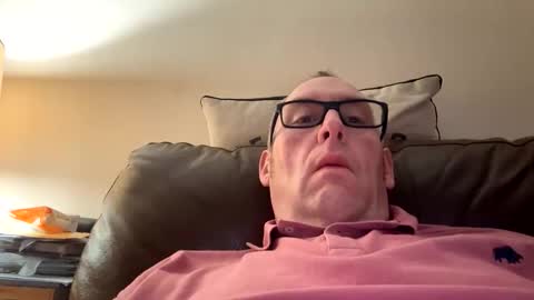 Snapshot of biggloves4bighands chatting on 03-15-26, 11:11 biggloves4bighands online show from 03-15-26, 11:11