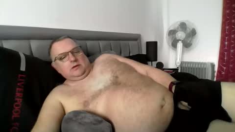 Snapshot of bigguy2014 chatting on 02-12-26, 11:05 bigguy2014 online show from 02-12-26, 11:05