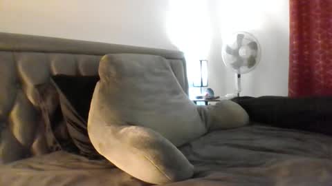 Snapshot of bigguy2014 chatting on 03-18-26, 10:57 bigguy2014 online show from 03-18-26, 10:57