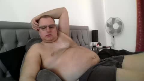 Snapshot of bigguy2014 chatting on 03-19-26, 11:58 bigguy2014 online show from 03-19-26, 11:58