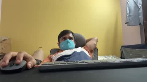 bighandsomesatisfy online show from 04-06-26, 03:35