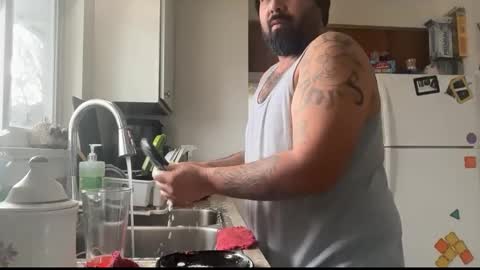 Snapshot of bigheadaddy90 chatting on 01-08-26, 10:45 Daniel Noelia online show from 01-08-26, 10:45