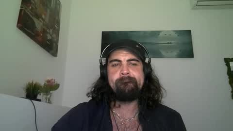 BigJohnOfTheWoods online show from 10-12-25, 04:33