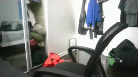 bigmeat23130033 online show from 12-16-25, 06:51