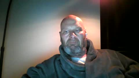 Snapshot of bigmike3339 chatting on 12-10-24, 04:24 bigmike3339 online show from 12-10-24, 04:24