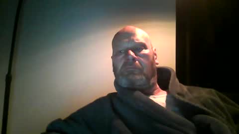 Snapshot of bigmike3339 chatting on 01-09-25, 05:55 bigmike3339 online show from 01-09-25, 05:55