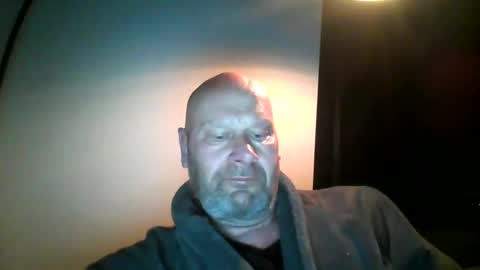 Snapshot of bigmike3339 chatting on 02-10-25, 05:36 bigmike3339 online show from 02-10-25, 05:36