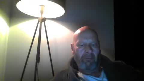 Snapshot of bigmike3339 chatting on 02-27-25, 04:52 bigmike3339 online show from 02-27-25, 04:52