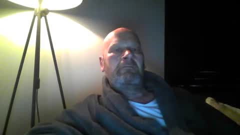 Snapshot of bigmike3339 chatting on 02-28-25, 05:59 bigmike3339 online show from 02-28-25, 05:59