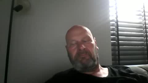 Snapshot of bigmike3339 chatting on 09-15-25, 07:30 bigmike3339 online show from 09-15-25, 07:30
