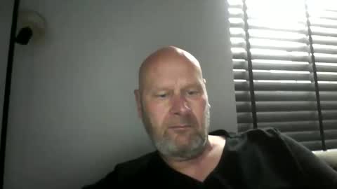 Snapshot of bigmike3339 chatting on 01-15-26, 10:31 bigmike3339 online show from 01-15-26, 10:31