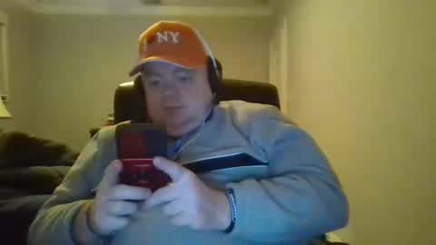 Snapshot of bigred_nyc chatting on 01-25-25, 07:28 Big Red online show from 01-25-25, 07:28