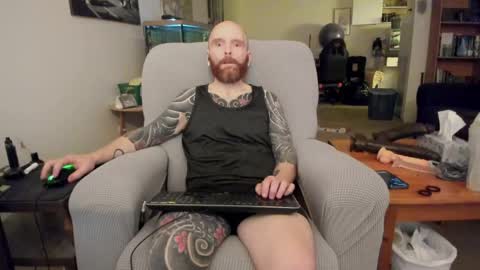 Snapshot of bigseanxoxo chatting on 04-11-26, 04:22 Sean pronounced Shon online show from 04-11-26, 04:22