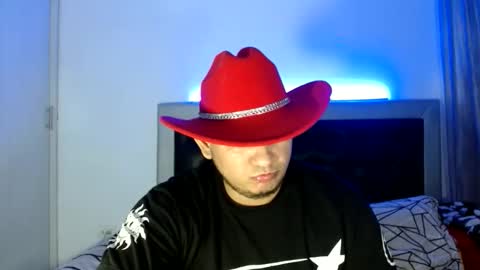 Snapshot of bigthick_blackcock chatting on 05-24-26, 04:06 MANUEL online show from 05-24-26, 04:06