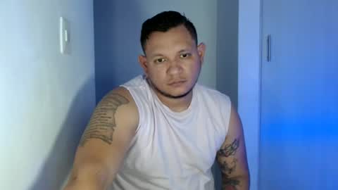 Snapshot of bigthick_blackcock chatting on 06-16-26, 05:37 MANUEL online show from 06-16-26, 05:37