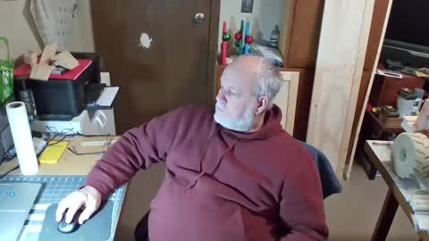 Snapshot of bigthump9999 chatting on 02-22-25, 02:52 bigthump9999 online show from 02-22-25, 02:52