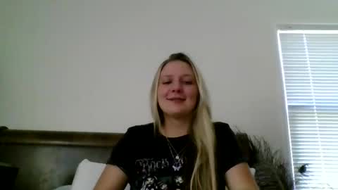 bigtittybella21 online show from 07-02-26, 01:38