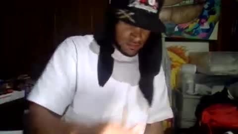 Snapshot of bigwalkdog12 chatting on 05-18-26, 04:18 Floppyphallus online show from 05-18-26, 04:18
