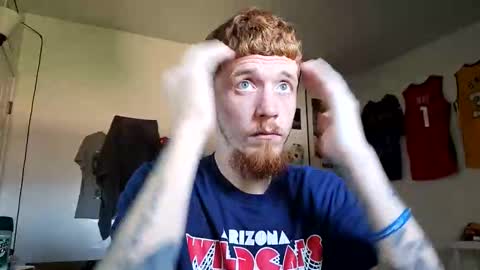 Snapshot of bigwhited2115 chatting on 05-08-26, 06:02 Onlyfans redheadedwhitedick online show from 05-08-26, 06:02