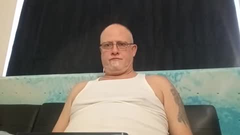 bigwhtguy619 online show from 02-06-26, 08:23