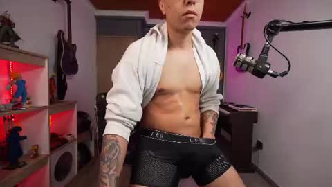 bigxboy96 online show from 06-12-26, 11:57