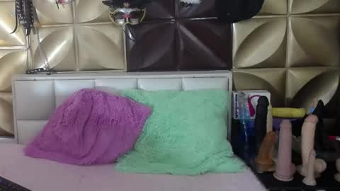 Snapshot of biky_hot chatting on 03-02-25, 10:27 Biky Hot online show from 03-02-25, 10:27