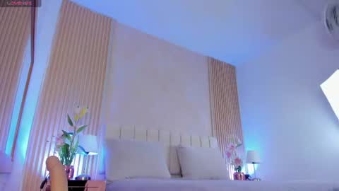 Bilie online show from 07-31-26, 03:06