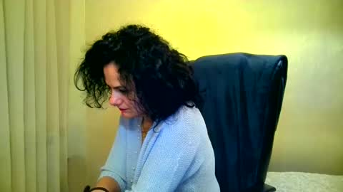 DOM NIKA online show from 01-19-25, 10:28