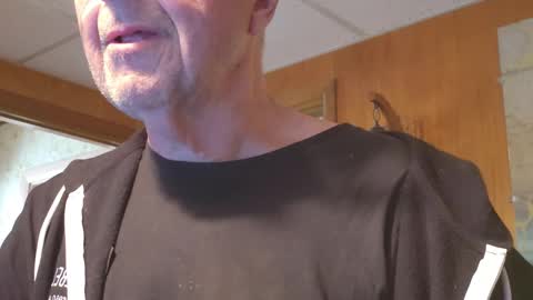 bill_25061 online show from 10-22-25, 06:40