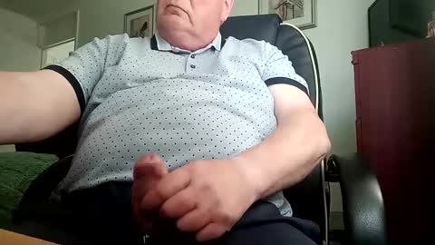 Snapshot of billlllllyb chatting on 05-13-26, 10:56 billlllllyb online show from 05-13-26, 10:56